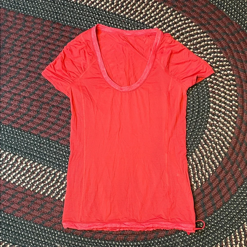 Lululemon Run Willpower Short Sleeve‎ Shirt Red 6
